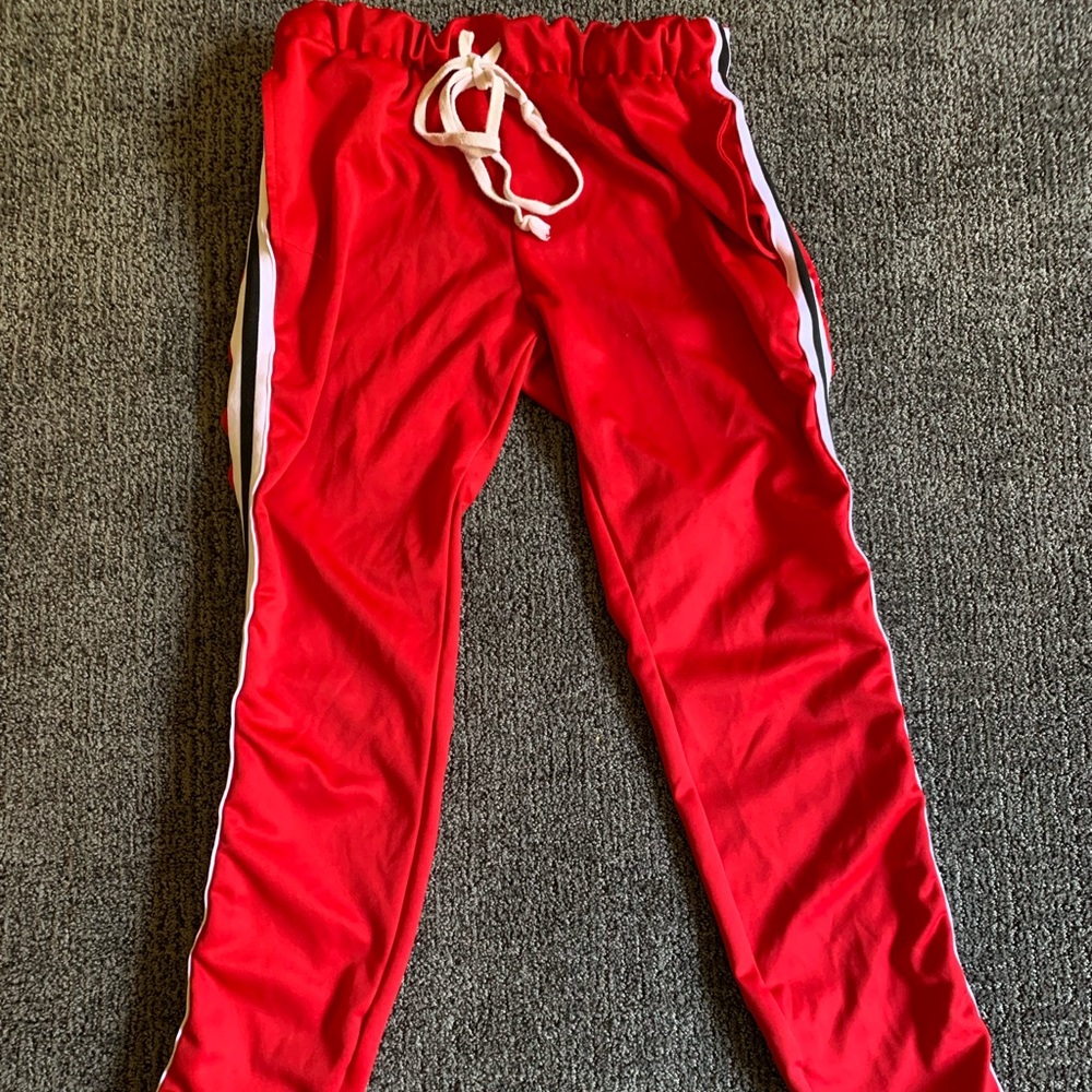 Fashion Nova Red Men Joggers Size Medium
